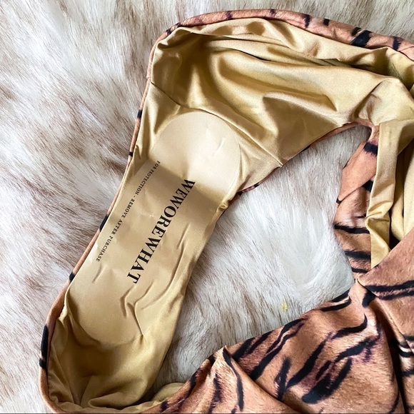 WeWoreWhat Danielle One Piece Swimsuit Tiger Print Tan XS NWT - Picture 9 of 12